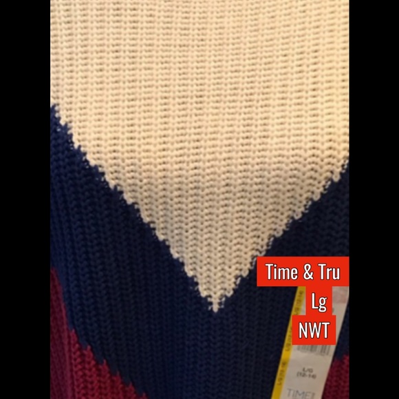 Time & Tru Chevron Sweater size Lg - Picture 5 of 6